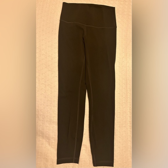 wunder under luxtreme lululemon leggings - Picture 4 of 4